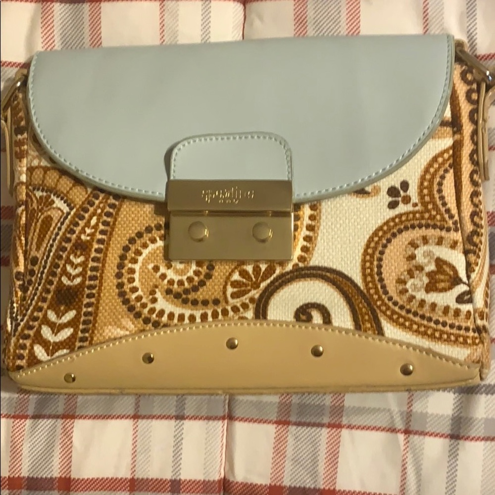 Cross body